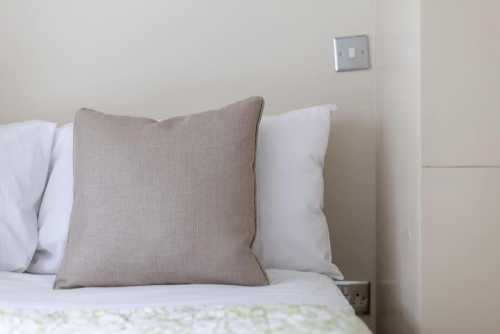 Elegant 2 Bedroom Apartment, Steps From History & V&a Museums, 2 Bathroom & 2 Elevators Apartamento *